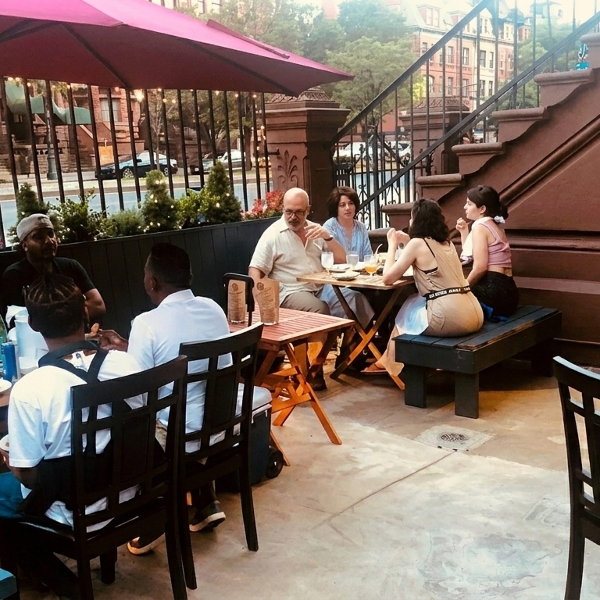 A Patio and Its Regulars