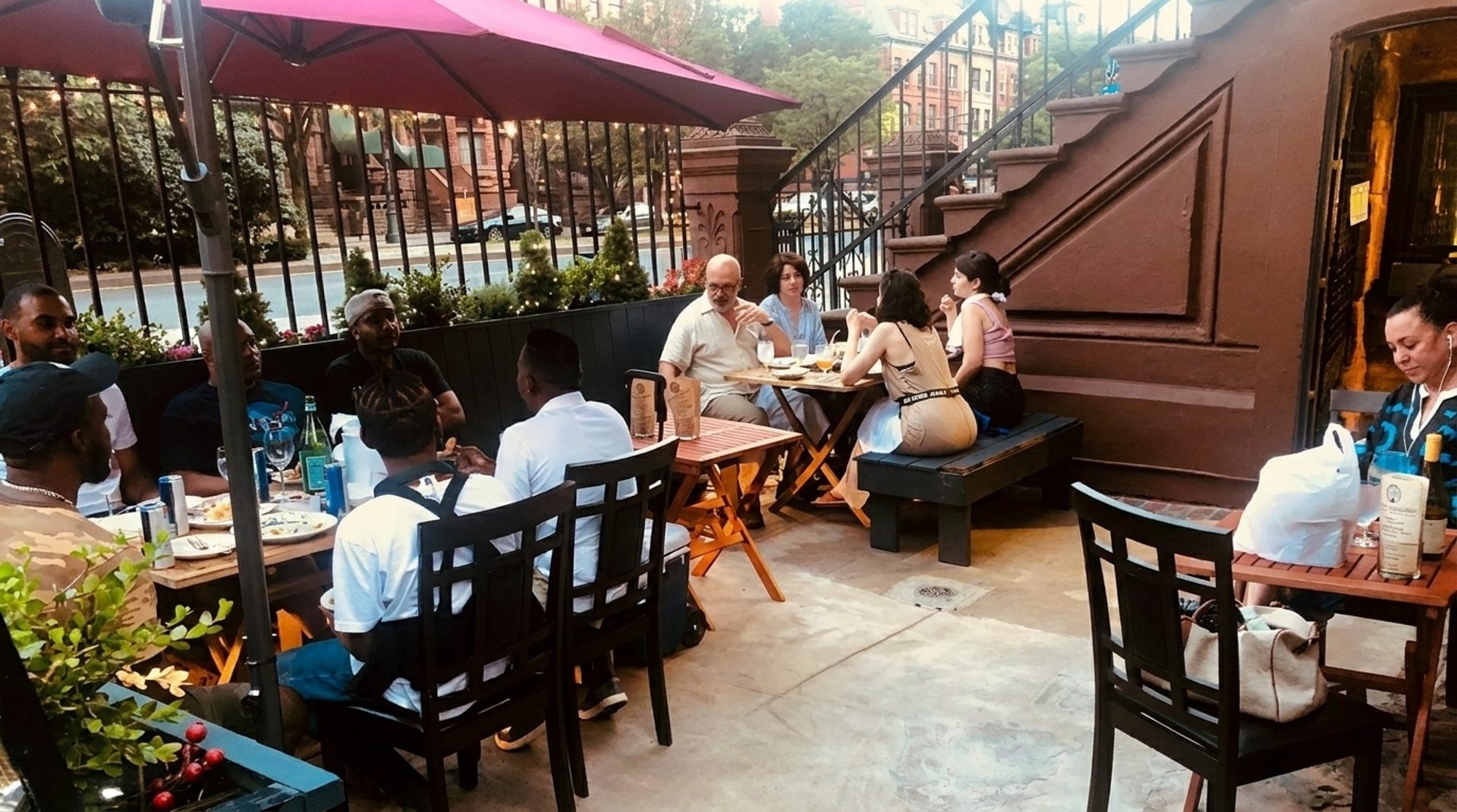 A Patio and Its Regulars